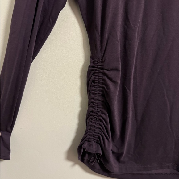 Athleta long sleeve - Picture 2 of 4